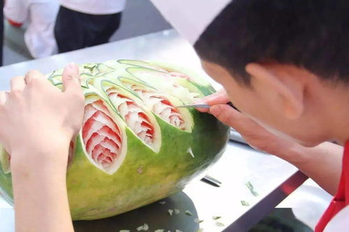 八 宝 西 瓜 节 6月26日,瓜乡盛邀