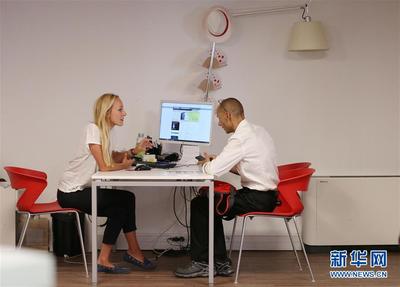 在首个全境覆盖5G的国家体验华为技术